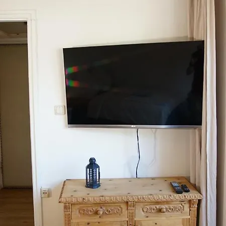 Apartment With Mountain View *